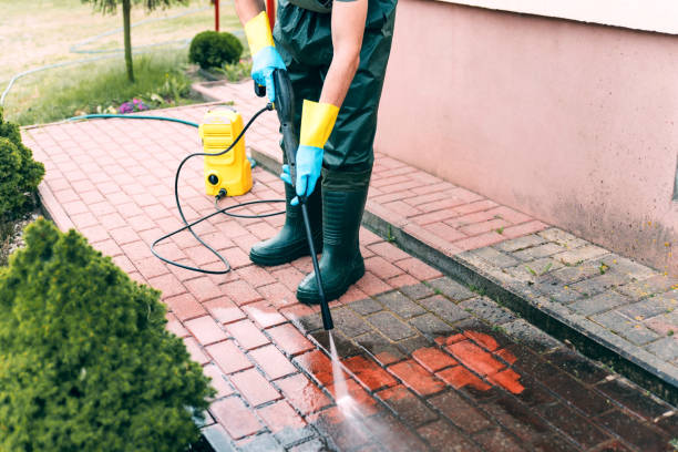 Pressure Washing Contractors in Sandersville, GA